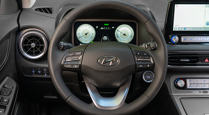 La consola central está al alcance de la mano y las funciones son fácilmente identificables. Foto: Hyundai