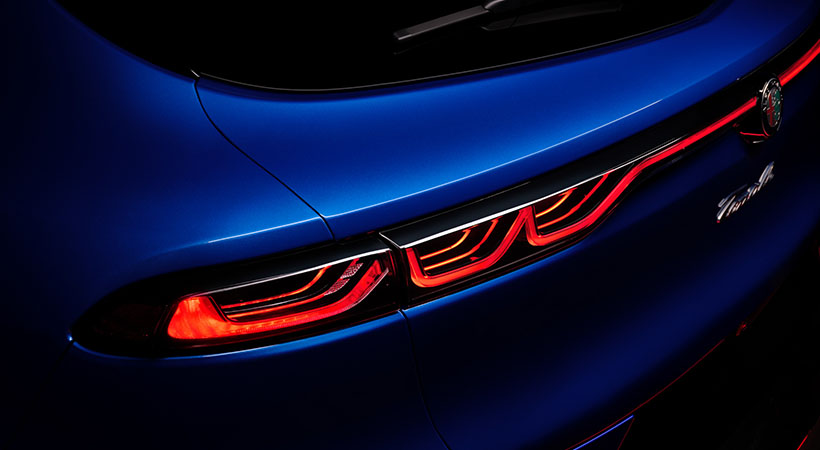 La SUV tiene una autonomía totalmente eléctrica de más de 30 millas. Foto: Alfa Romeo