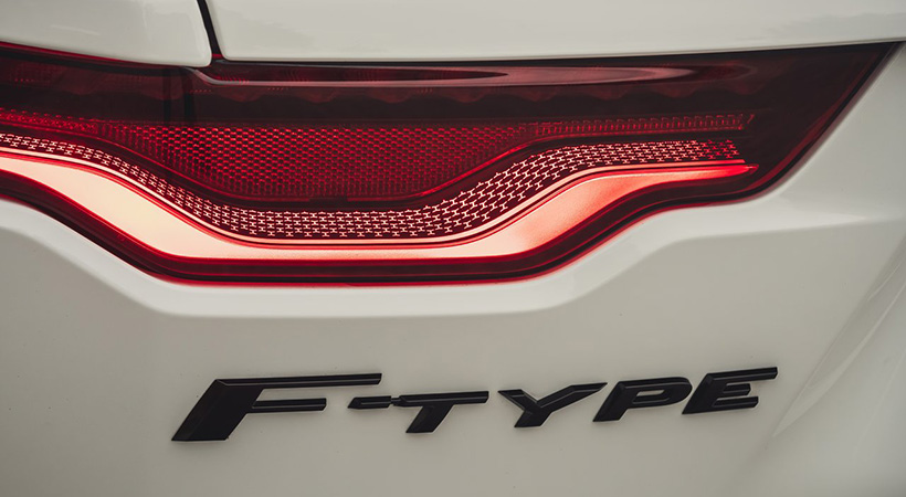 La iluminación es LED en todos los conjuntos ópticos. Foto: Jaguar