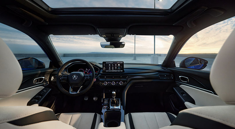 El interior claramente viene heredado del Civic y cuenta con mejoras. Foto: Acura