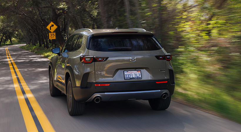 Mazda CX-50 2023 contará con versiones eléctricas e híbridas más adelante. Foto: Mazda