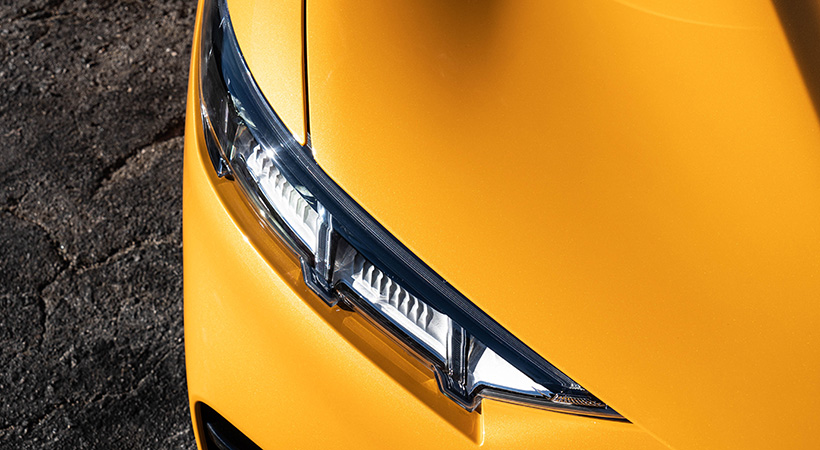 La iluminación LED es común para todos los conjuntos ópticos. Foto: Nicholas Colt