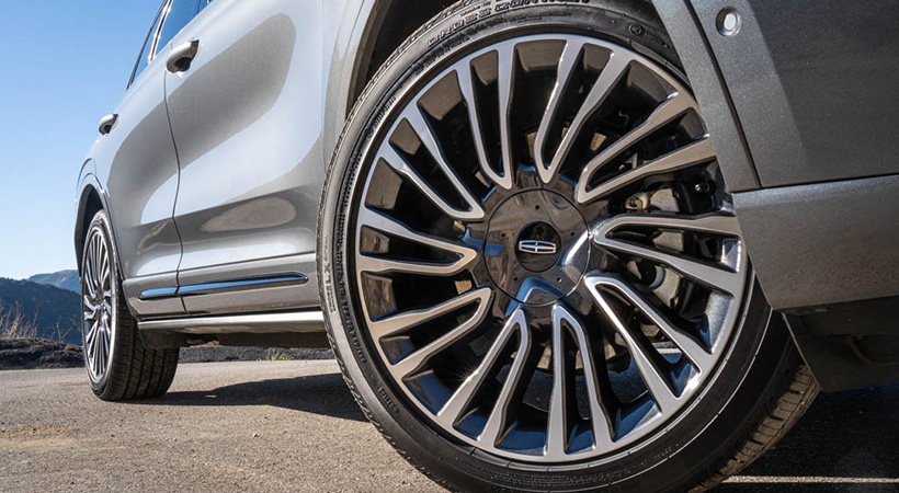 Los rines sonde 21 pulgadas para esta versión, Foto: Nicholas Colt