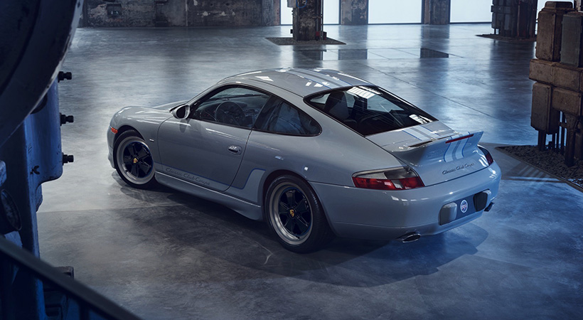 El proyecto Porsche 911 Classic Club Coupe se complementa con un techo de doble burbuja. Foto: Porsche