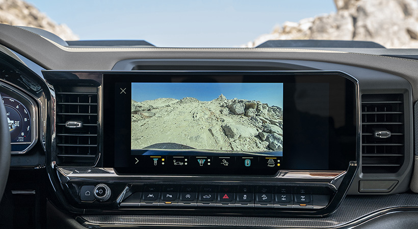 Es de serie para la Chevrolet Silverado ZR2 2022 la pantalla de infotenimiento de 13.4 pulgadas. Foto: Chevrolet