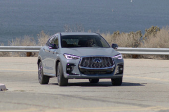 Infiniti QX55 Essential 2022, elegancia con discretos toques deportivos