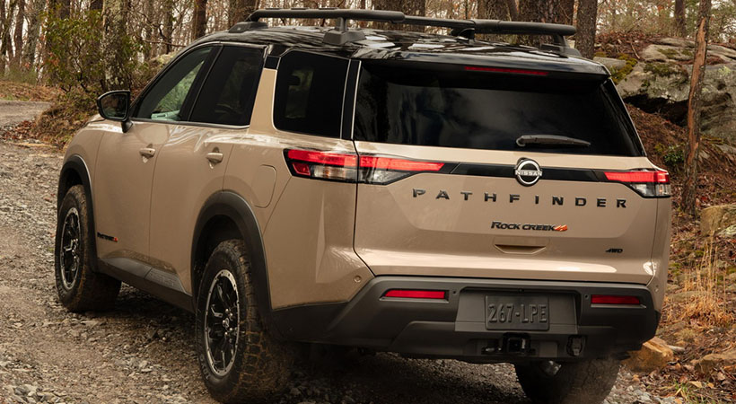 El estilo más robusto es claro con el uso de partes como los rieles de carga en el techo y los rines. Foto: Nissan