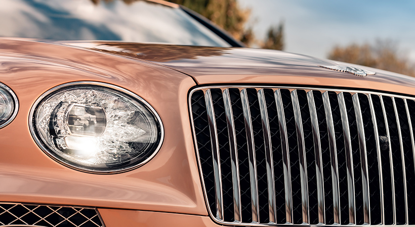 La parrilla es nueva y especial para este modelo. Foto: Bentley
