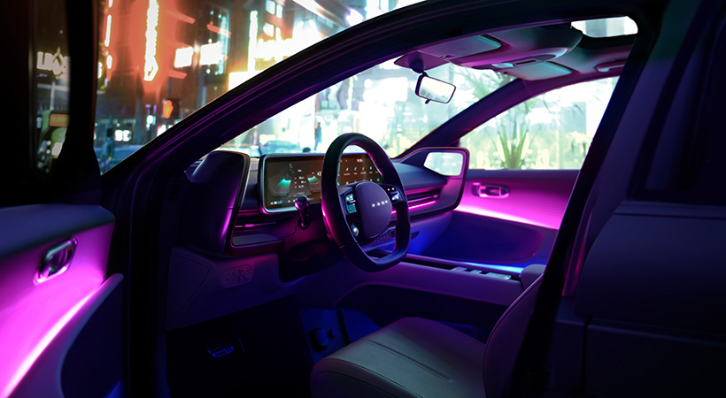 El interior cuenta con dos pantallas de 23 pulgadas. Foto: Hyundai