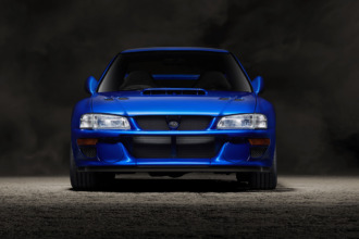 Prodrive P25: una increíble recreación del legendario Subaru Impreza WRX 22B