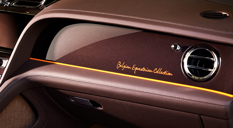 En la zona de la guantera resalta el logotipo Belgium Equestrian Collection. Foto: Bentley