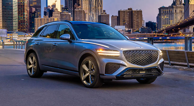 Cuenta con un juego de rines de 18 pulgadas como estándar u 19 pulgadas para la versión tope de gama. Foto: Genesis