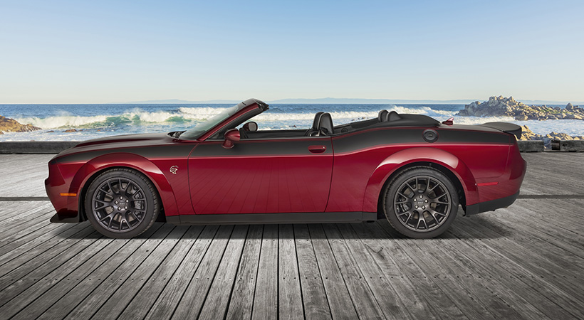 La transformación del Dodge Challenger descapotable incluirá una capota blanda con sistema de elevación totalmente hidráulico. Foto: Dodge