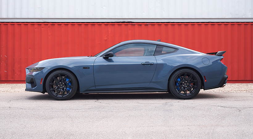 A nivel exterior, el nuevo Ford Mustang 2024 añade una apariencia “cincelada”, según las propias palabras del constructor. Foto: Ford