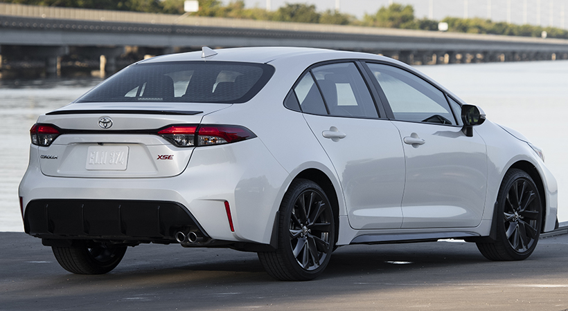 Todos los modelos 2023 cuentan con nuevas defensas traseras. Foto: Toyota