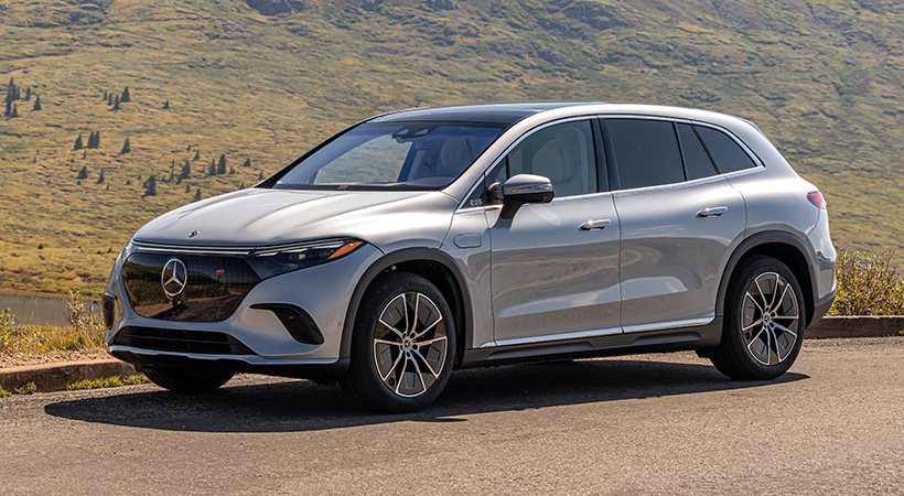 La versión tope de gama con tracción en las cuatro ruedas, trae dos motores, uno para impulsar las ruedas delanteras y el otro para las traseras. Foto: Mercedes-Benz