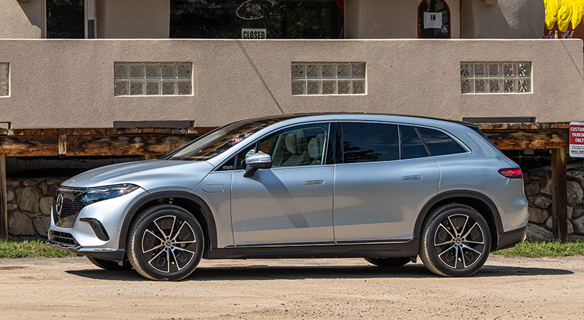 La versión 450 cuenta con un solo motor eléctrico que impulsa solamente el eje trasero. Foto: Mercedes-Benz