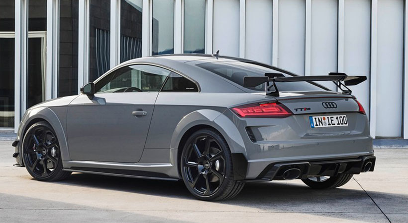 El motor produce 395 hp y ​​353 libras-pie de torque. Foto: Audi