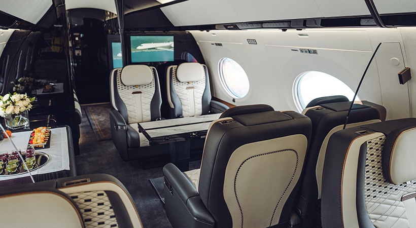 El interior del avión también fue personalizado. Foto: Bentley
