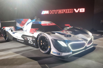 El BMW M Hybrid V8 GTP fue develado en el Museo Petersen