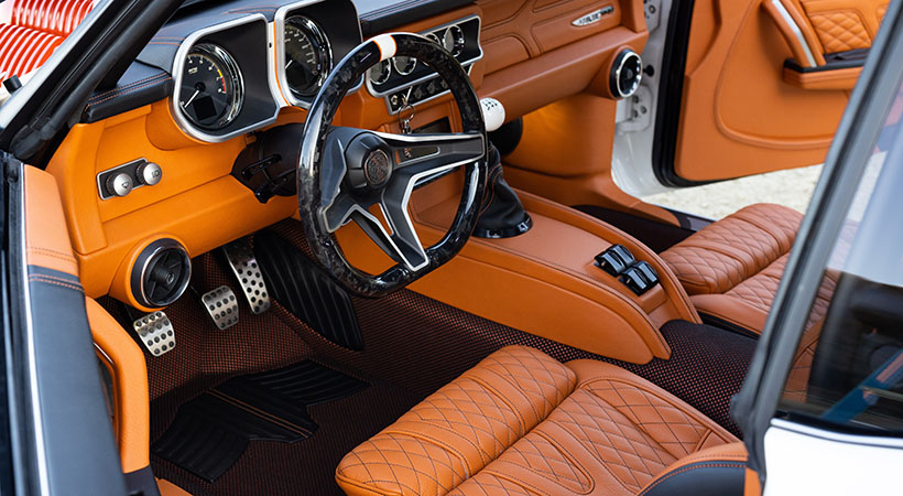 El interior ha sido completamente personalizado. Foto: Ringbrothers