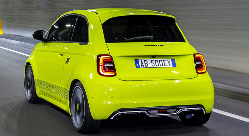 La pintura eléctrica es exclusiva de la versión Scorpionissima. Foto: Fiat