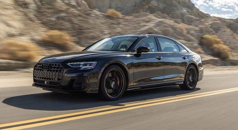 Audi S8 2022 es uno de los sedanes más potentes de la actualidad. Foto: Audi