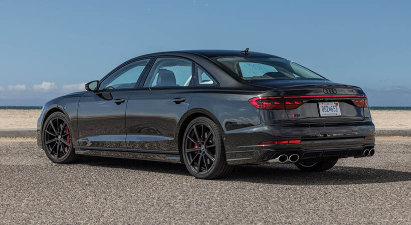El Audi S8 2022 ya está disponible en cualquiera de los concesionarios de la marca, con un precio de salida de $135,595. Foto: Audi