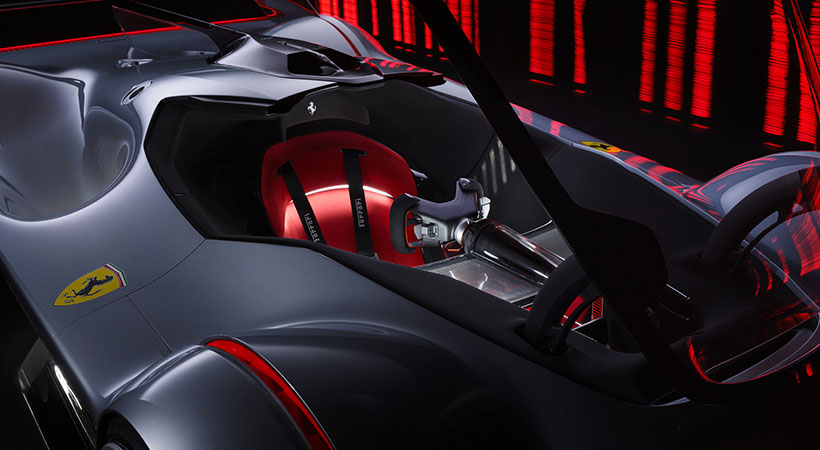 La cabina parece la de un jet caza. Foto: Ferrari