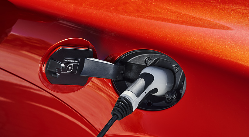 McLaren Artura 2023, el primer híbrido de la firma británica. Foto: McLaren