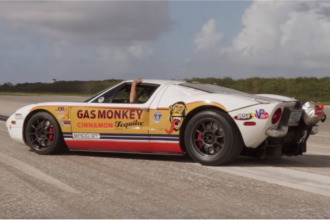 Ford GT de Gas Monkey alcanza las 310 mph sin mucho esfuerzo