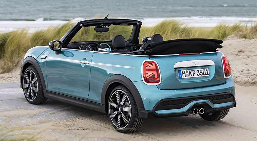 Los colores Caribbean Aqua y Nanuq White son exclusivos de la edición. Foto: MINI