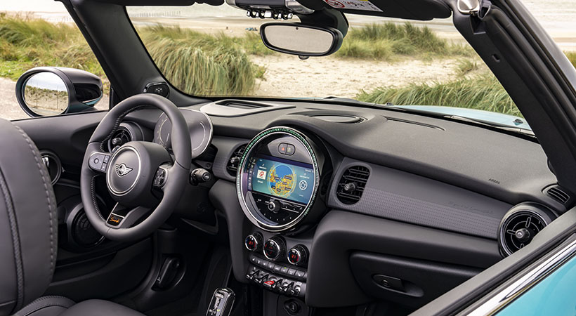 En el interior encontrarás detalles de los colores de la carrocería. Foto: MINI