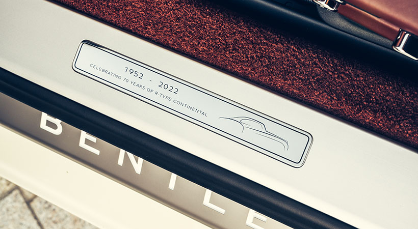 La placa conmemorativa. Foto: Bentley