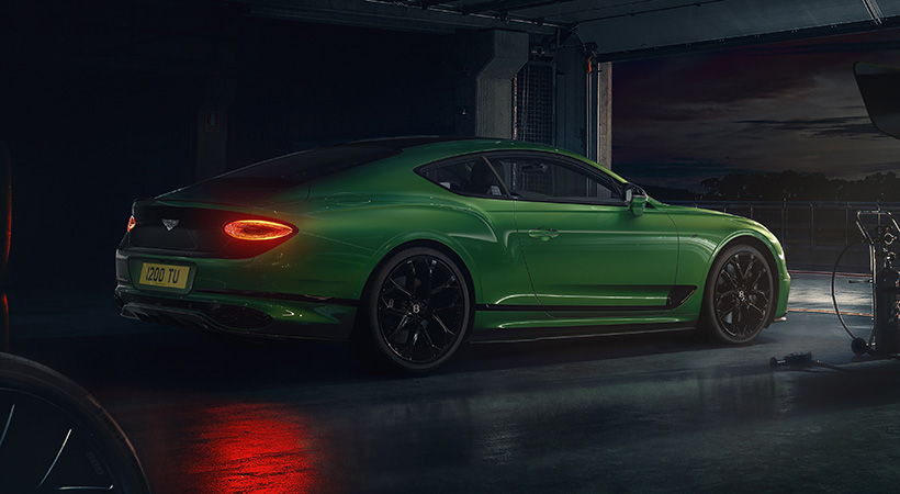 La primera unidad retoma su pintura en color verde manzana brillante. Foto: Bentley
