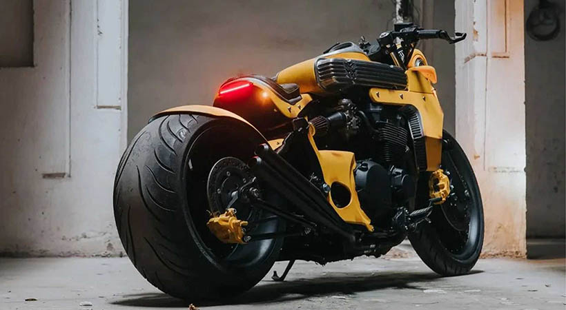 Esta motocicleta muestra todo el estilo del robot Transformer. Foto: RH Customs