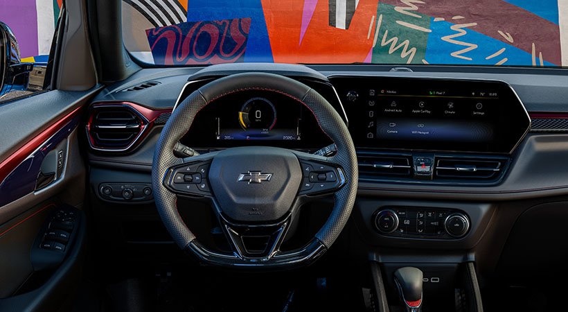 En el interior, las dos pantallas son los elementos más destacados. Foto: Chevrolet