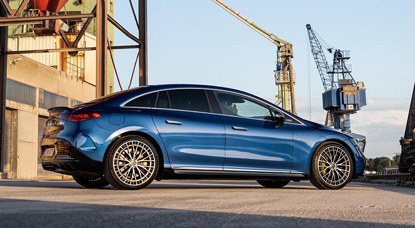Su rango de autonomía es de 225 millas y en cuanto al rendimiento ofrece 74 MPGe en la ciudad y 73 MPGe en la carretera. Foto: Mercedes-Benz