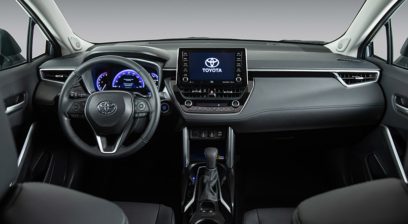 Para los interiores, las opciones de materiales, colores y acabados son prácticamente idénticas a las de su contraparte de carrocería sedán. Foto: Toyota