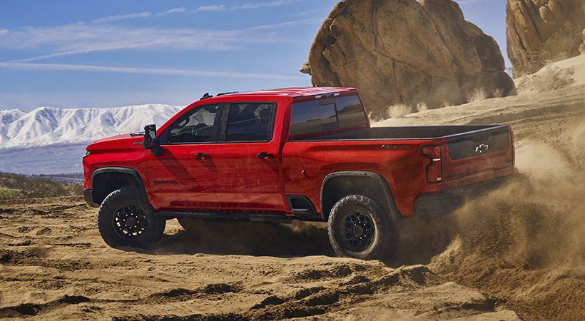 La nueva Chevrolet Silverado HD ZR2 2024 que llegará en versión regular y Bison. Foto: Chevrolet.