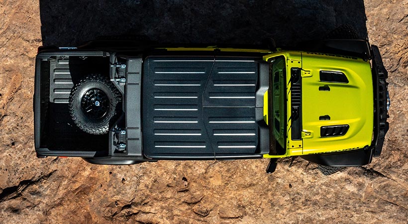 Otra de las novedades que incluye como estándar el Jeep Gladiator Rubicon Sideburn Concept es el paquete de luces auxiliares rectangulares TYRI. Foto: Jeep