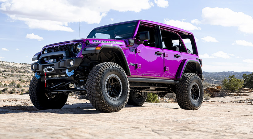 Para mejorar su diseño fuera del camino, el nuevo Jeep Wrangler Rubicon 4xe Concept incorpora un nuevo kit de suspensión neumática AccuAir. Foto. Jeep