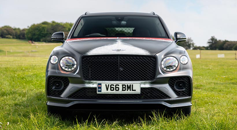 Para asemejarse aún más a un perro, el Bentley Sheepdog fue cubierto con un trabajo de pintura muy especial. Foto: Bentley