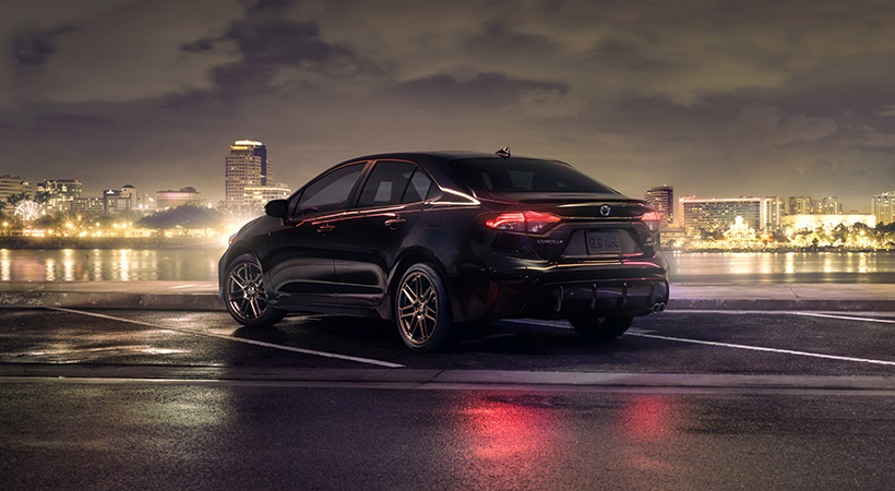 Entre los elementos exclusivos de la edición especial del Toyota Corolla Nightshade encontramos emblemas y acentos en color negro. Foto: Toyota