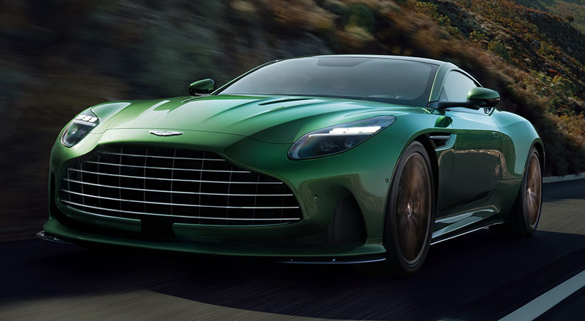 Un nuevo motor V8 biturbo y una cara nueva, así como un mejor chasis distinguen al Aston Martin DB12. Foto: Aston Martin