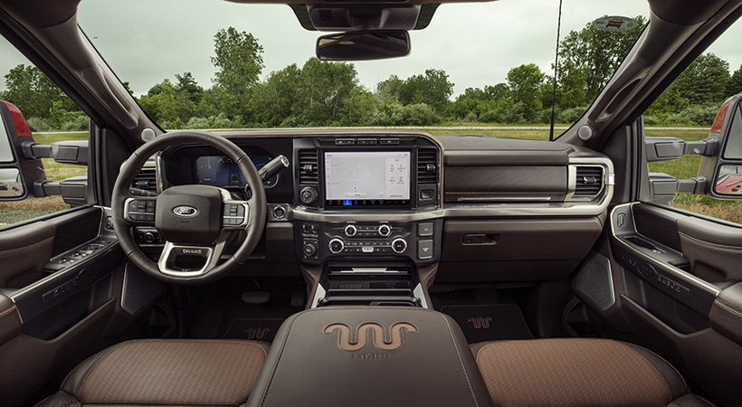 Interior de la Ford Super Duty F-350 King Ranch. Foto: Ford