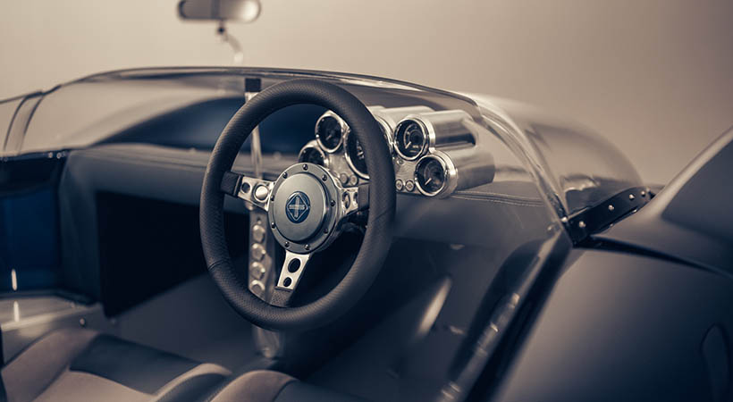 El interior está inspirado en las competencias. Foto: Nicho,s Cars