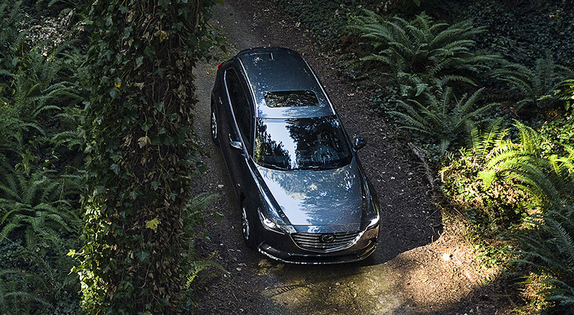 Cuenta con techo panorámico. Foto: Mazda