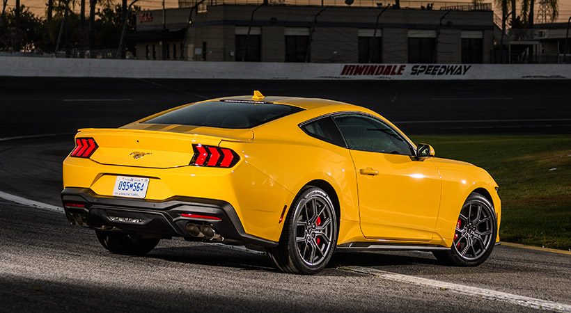 Otra novedad que a muchos no agradará es que para esta versión solo está disponible la transmisión automática de 10 velocidades. Foto: Ford