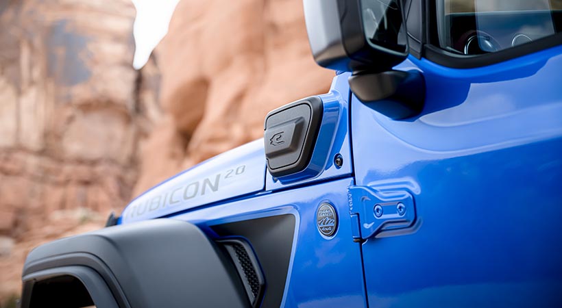 El precio del Jeep Wrangler Rubicon 4xe comienza en los $60,585, pero si sumamos todos los elementos propios de la edición 20 aniversario, incluyendo el color plata especial para la carrocería, el precio se eleva hasta los $81,150. Foto: Jeep